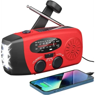Radio op zonneenergie en batterijen